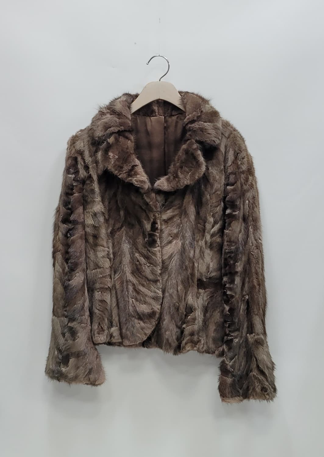 천연 밍크 크롭 자켓 / 여 66
 상품이미지1