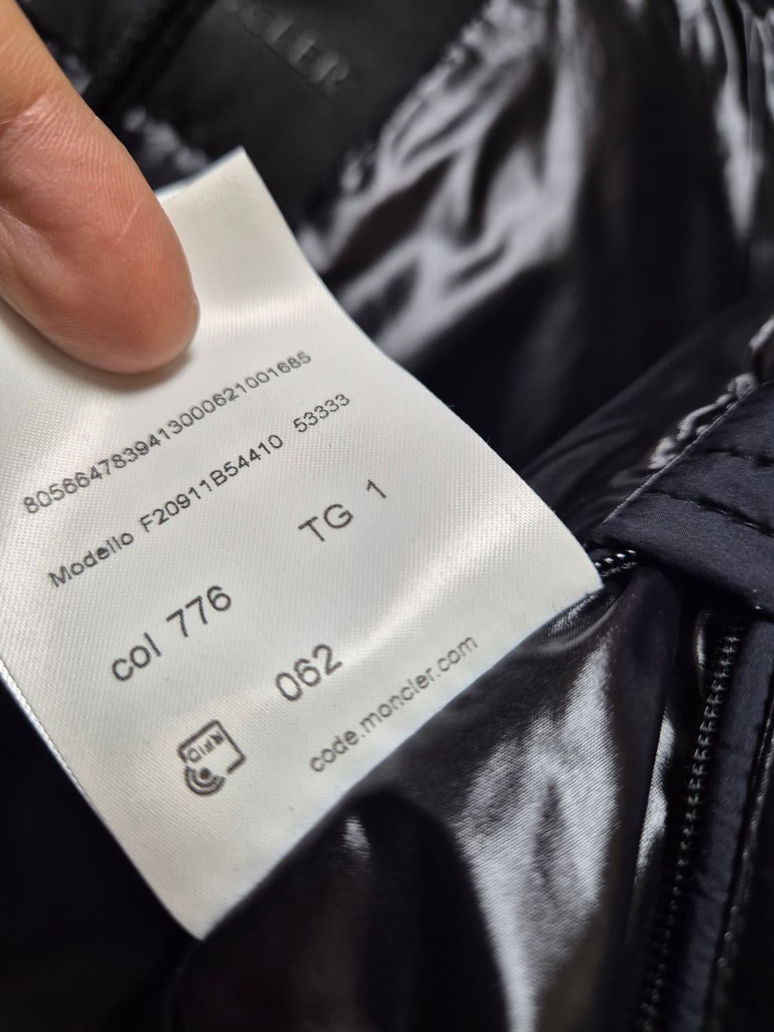 몽클레어 마우레스 maures 패딩 네이비 1(95) 정품 상품이미지8