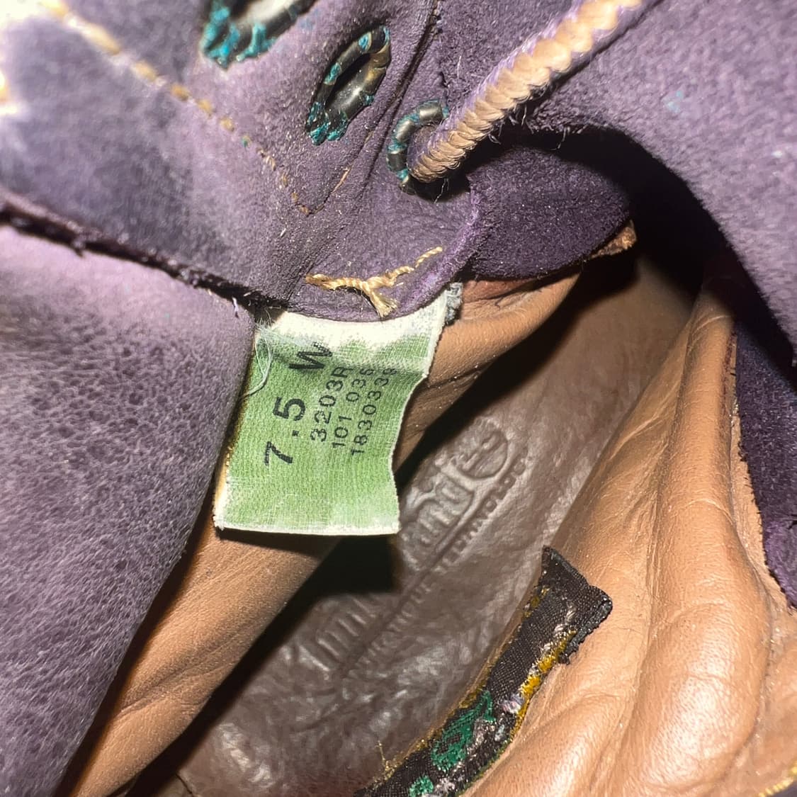 팀버랜드 6인치 다크 퍼플 누벅 부츠 상품이미지7