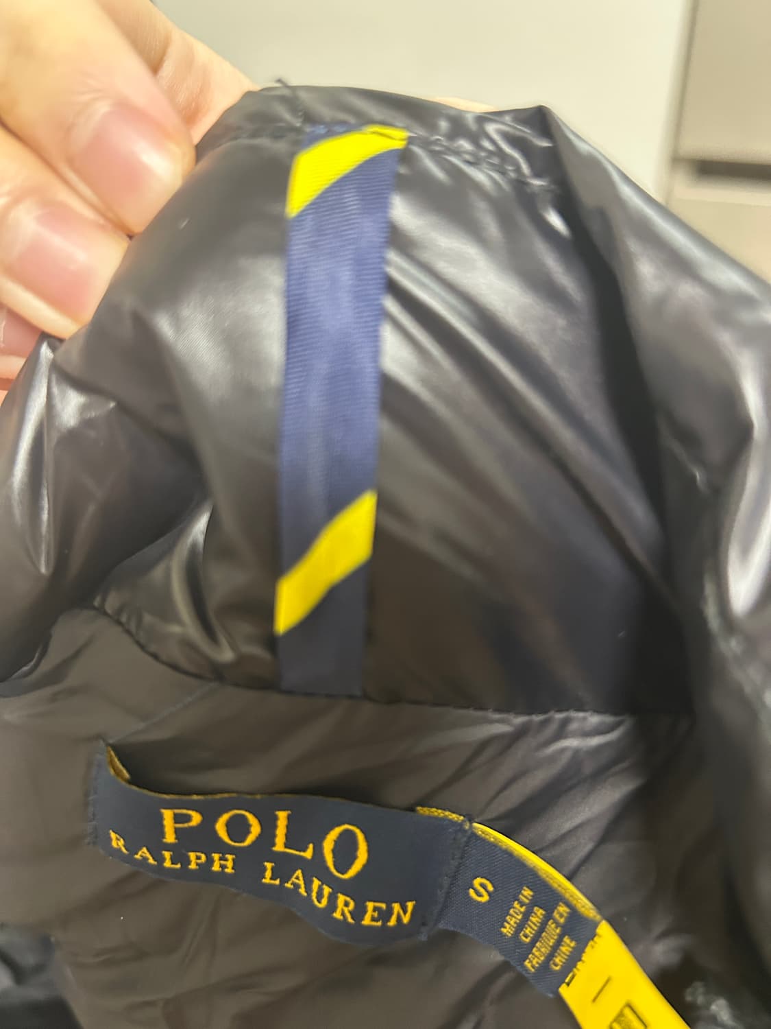 폴로 유광패딩 s 상품이미지4