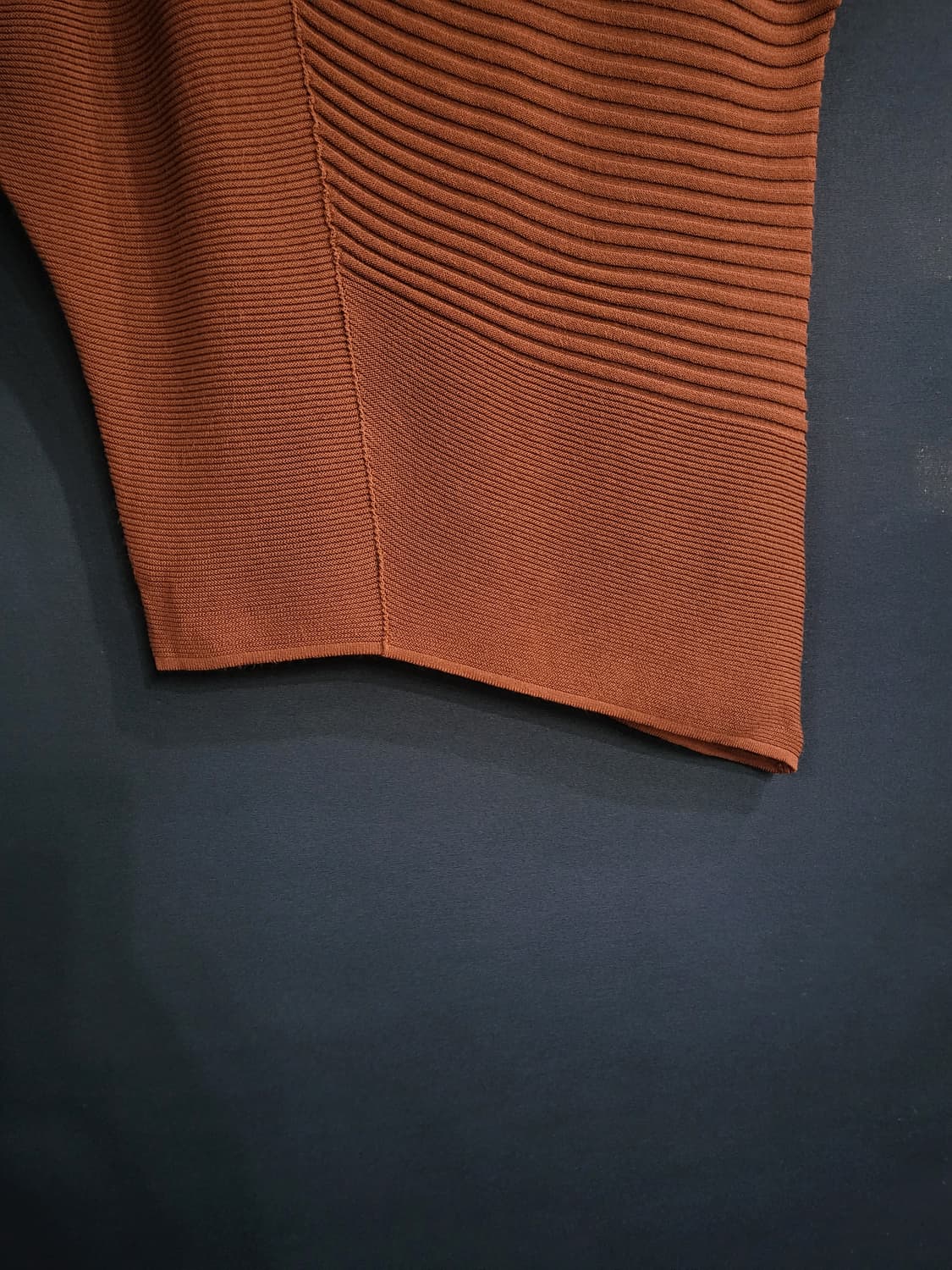 오브제 언발란스 니트 상품이미지3