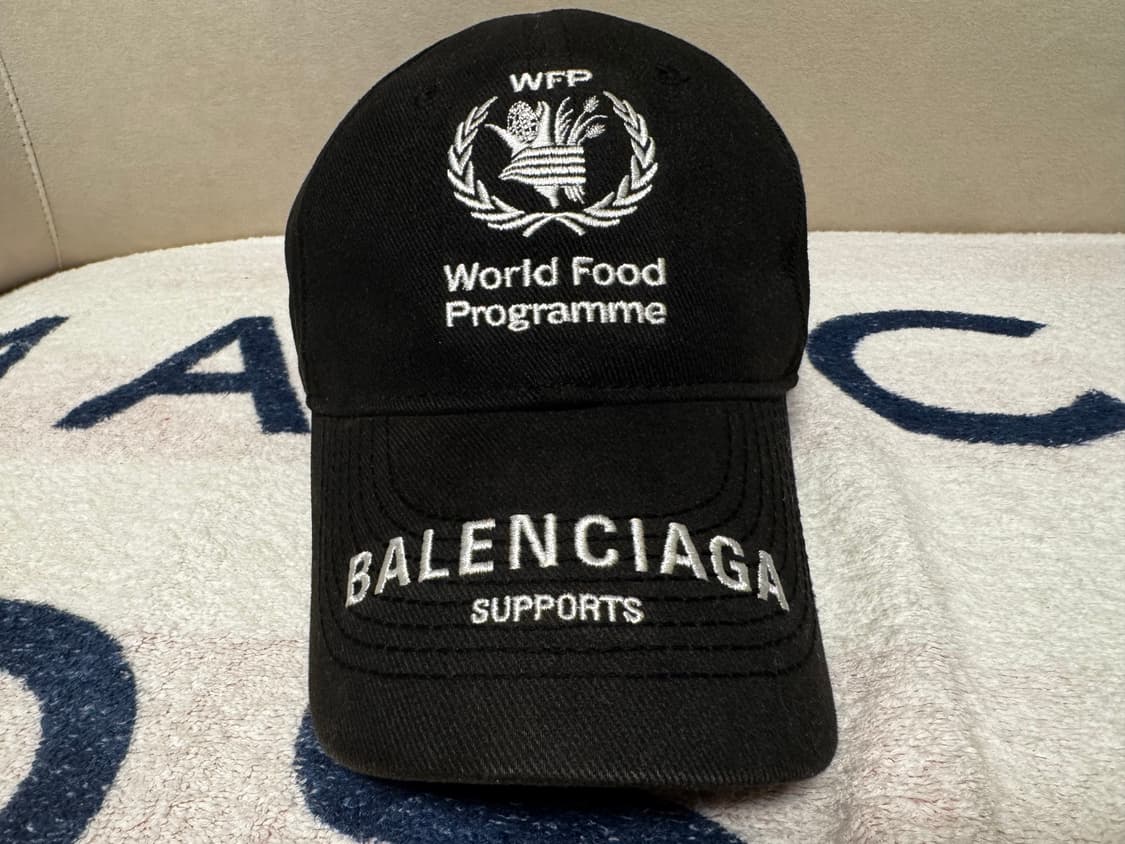 발렌시아가 wfp 자수 볼캡 (L/59사이즈) 상품이미지1