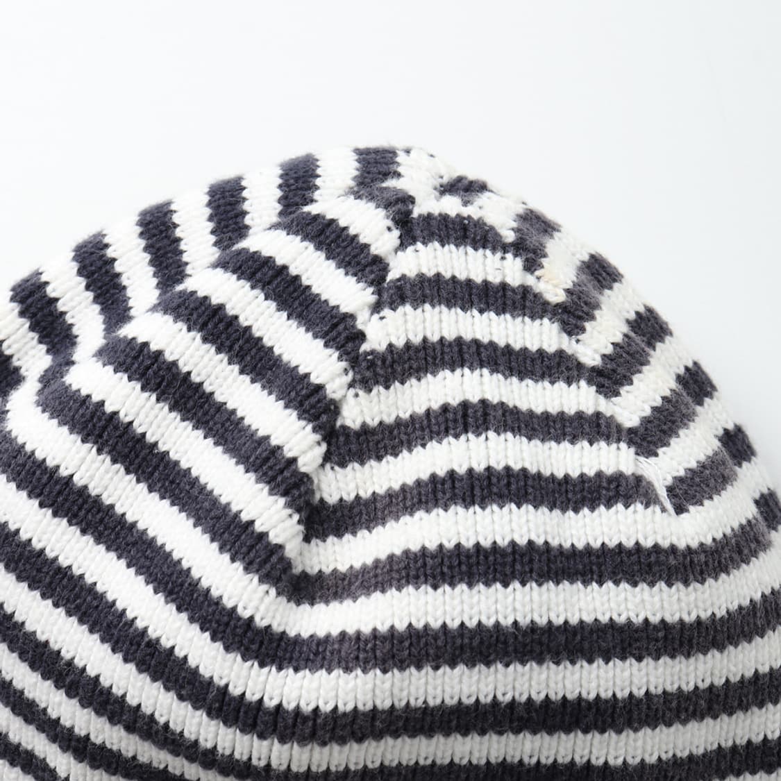 슈프림 Supreme Striped Beanie 상품이미지4