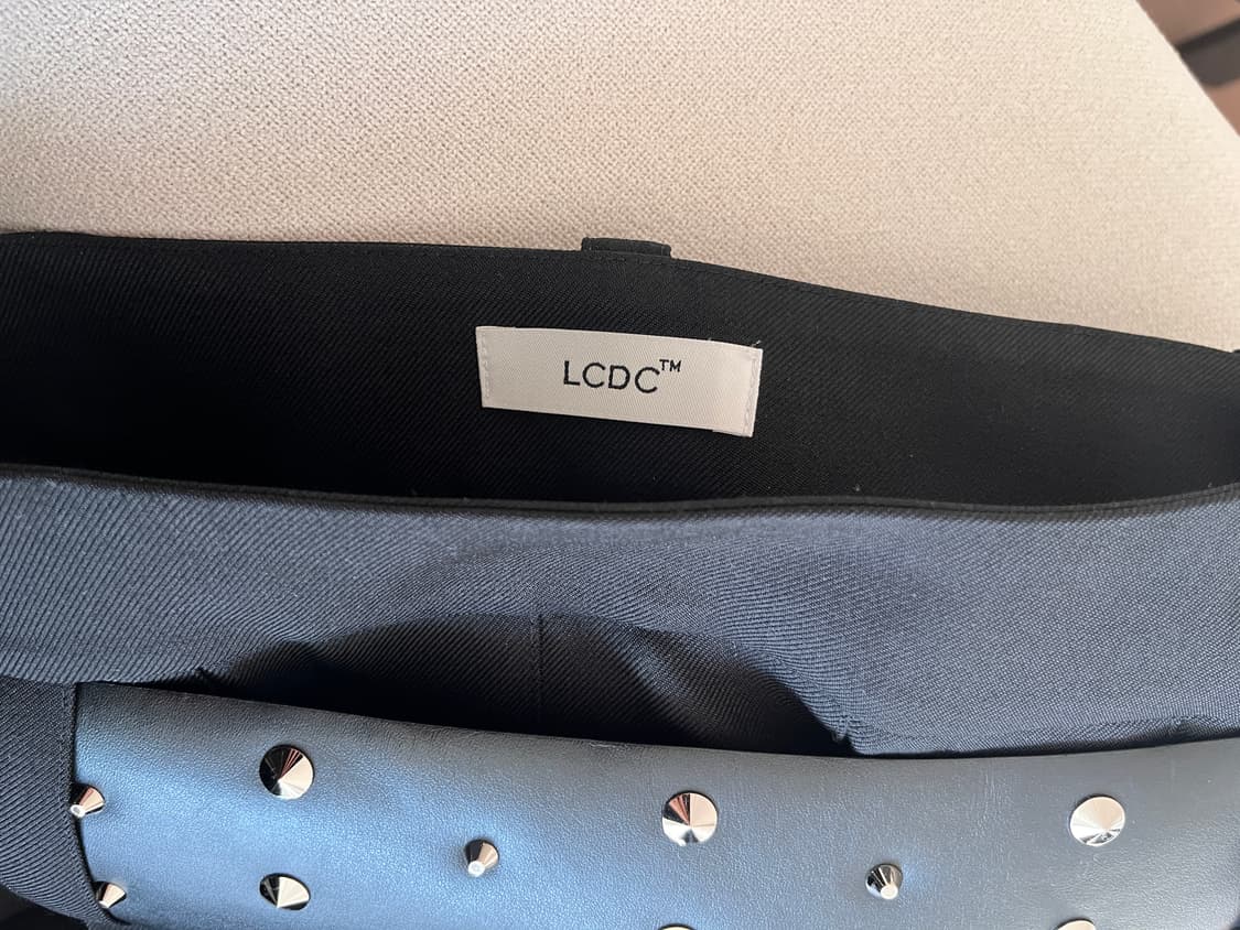 LCDC 사이드 지퍼 플리츠 스커트, 스터드 와이드 레더 벨트 상품이미지8