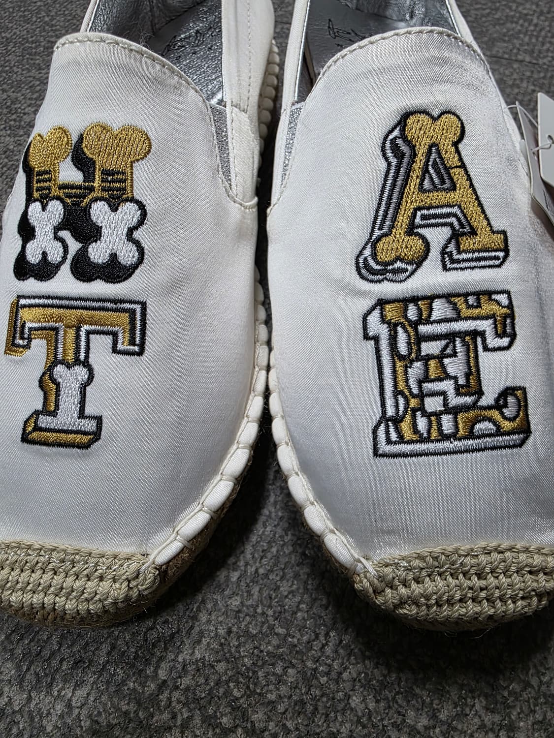 [새제품] 카이웍스(KYE) 자수 에스파듀 슬립온 235 상품이미지4