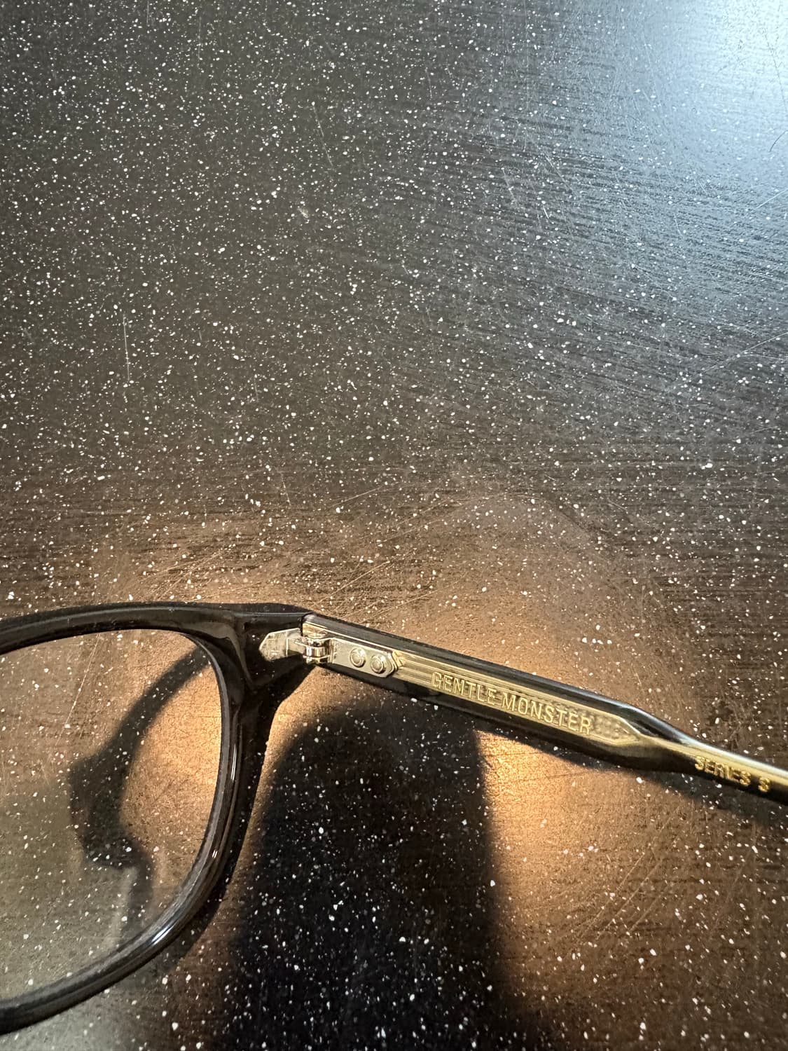 젠틀몬스터 루토01 안경 상품이미지6