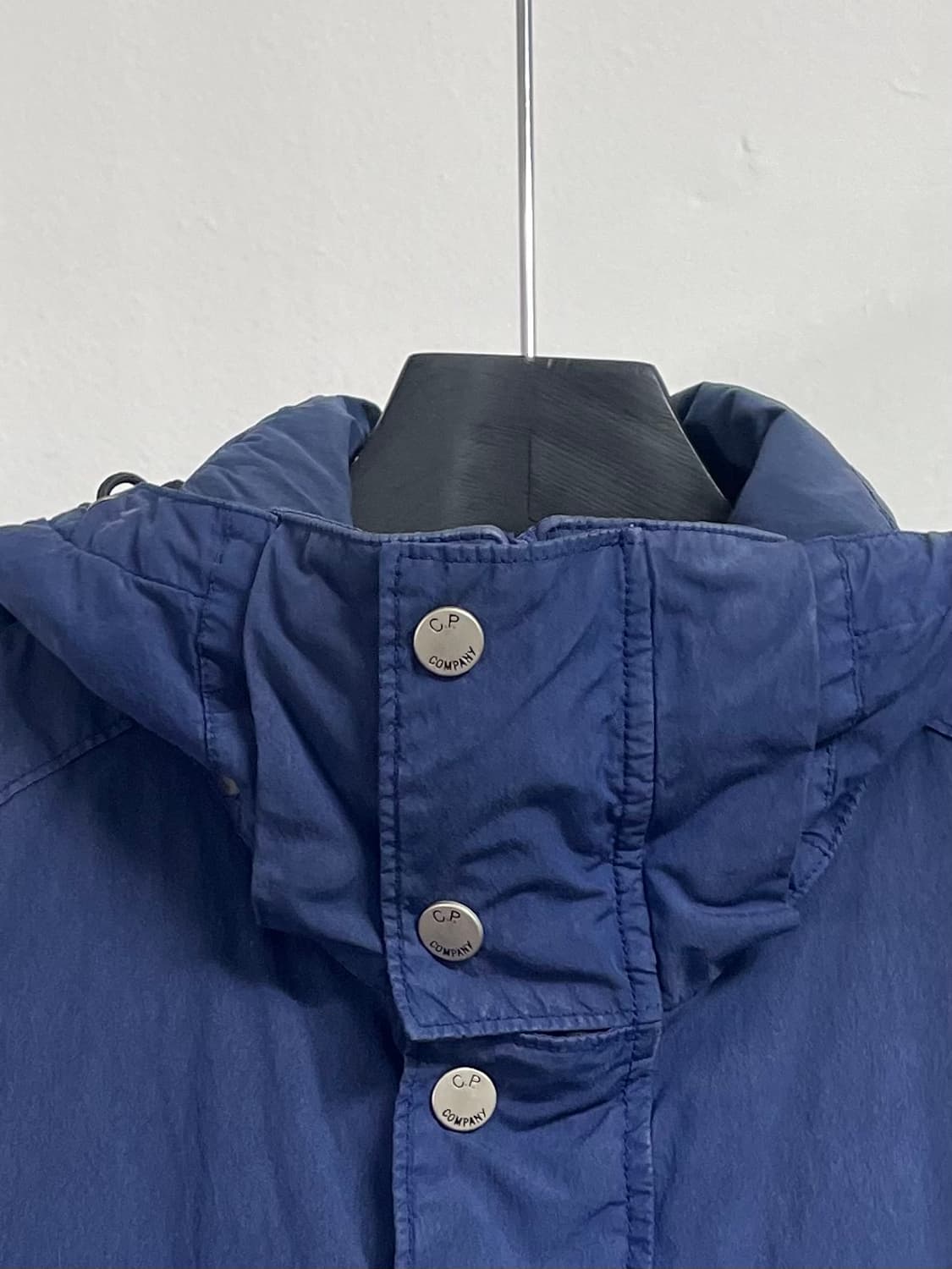  CP컴퍼니 가먼트다잉 렌즈 누빔 후디 자켓 (on.93) 상품이미지4