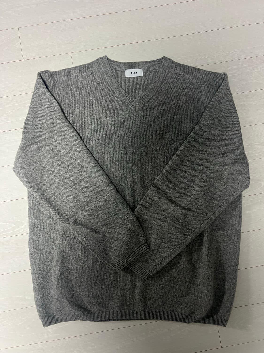 티앤지티 캐시미어 브이넥 니트 그레이 110사이즈 상품이미지1