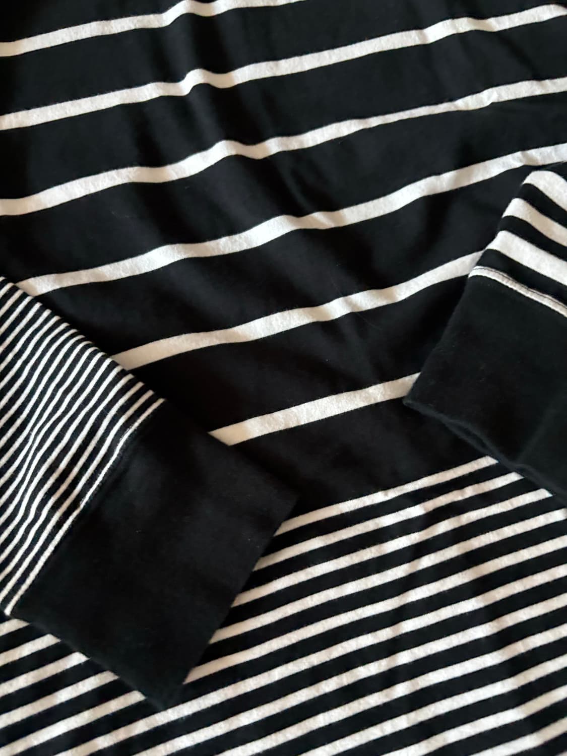 솔로이스트 보더 롱슬리브 티셔츠 44 상품이미지3