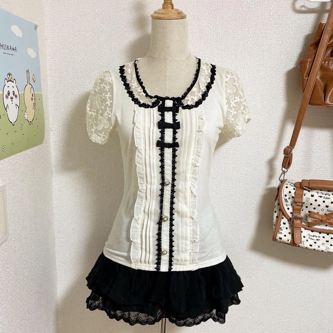 엑시즈팜 로걀 탑 반팔 히메갸루 라떼갸루 공겜여주 상품이미지1