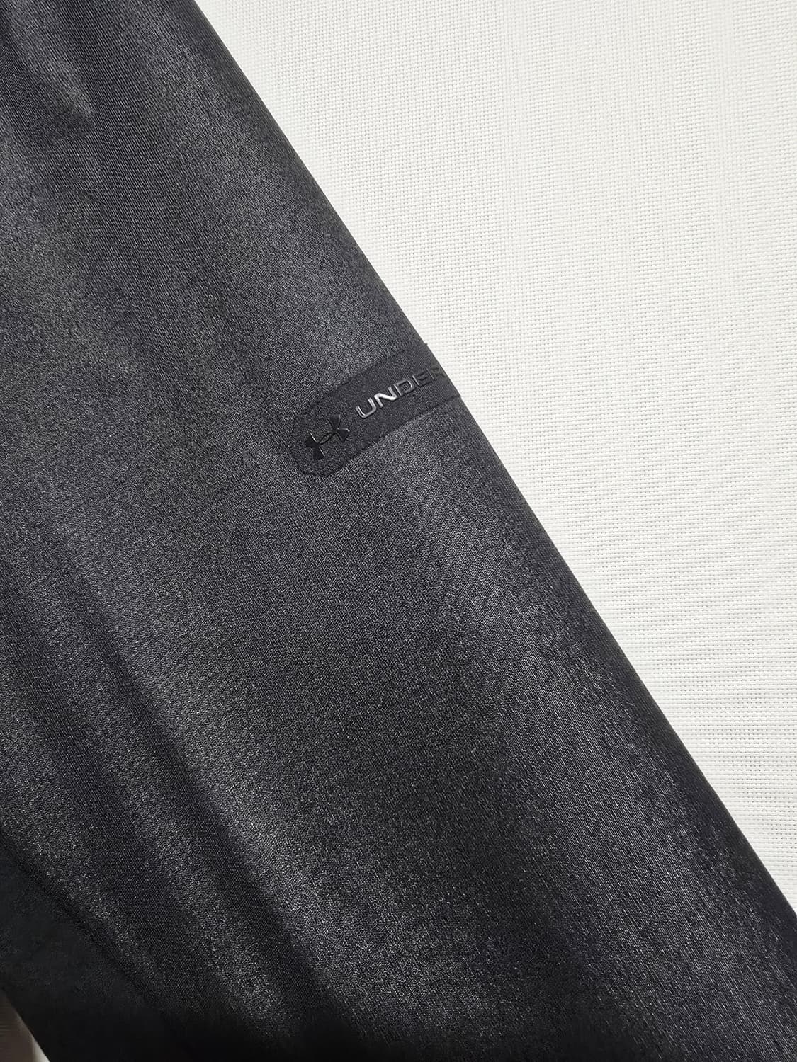 언더아머 블랙 바람막이 자켓 상품이미지3