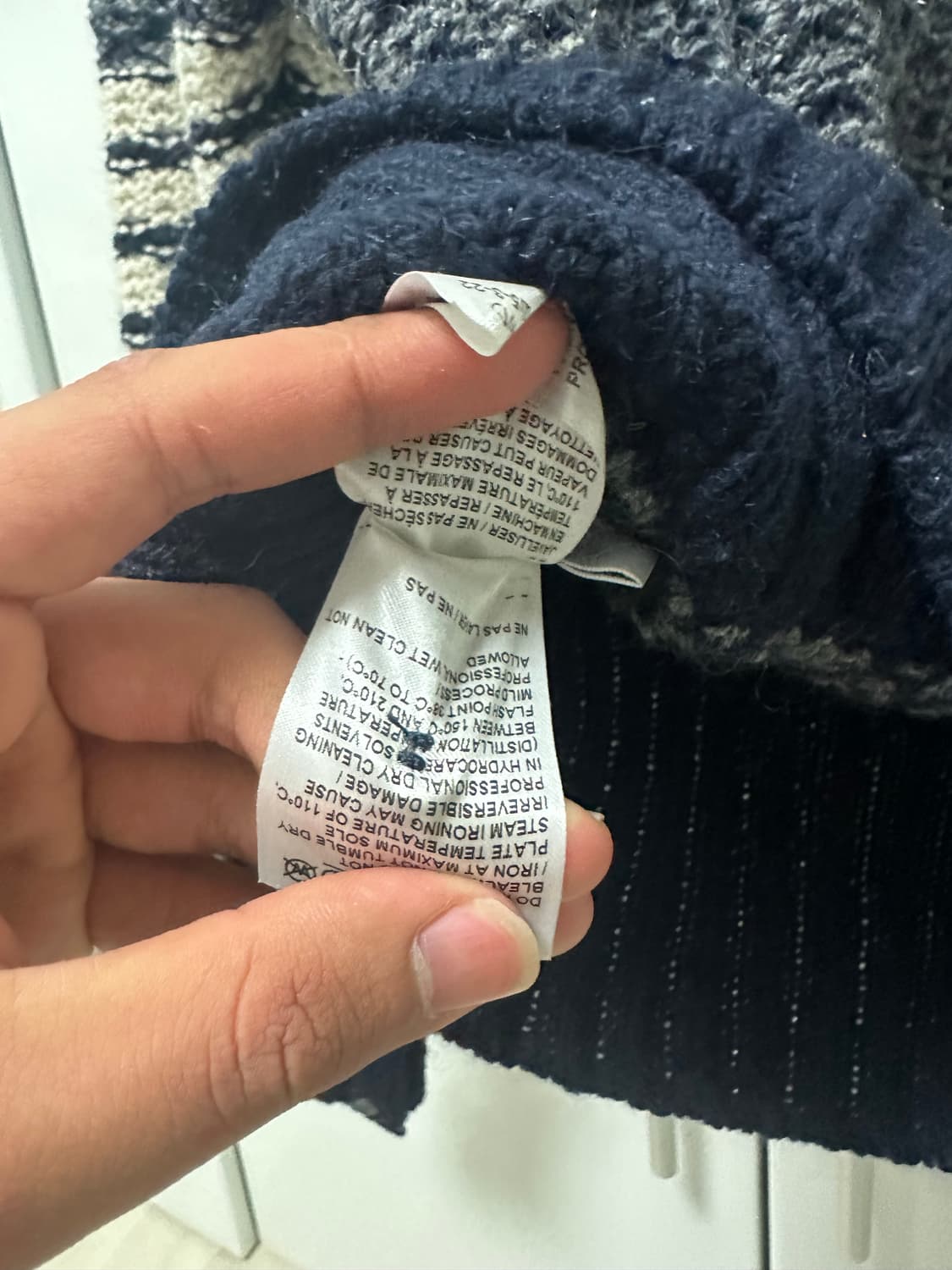 톰브라운 모헤어 니트 팔아요. 상품이미지5