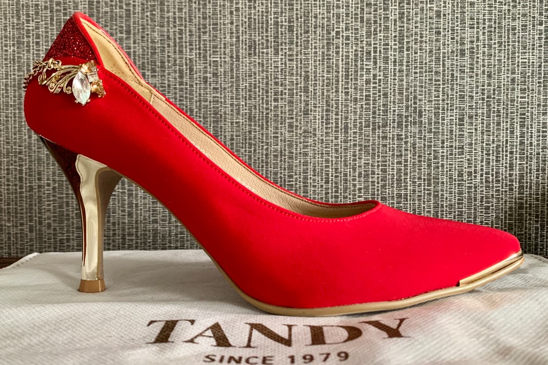 탠디 TANDY 베카치노 레드 스틸레토 힐 하이힐 공단 펌프스 빨강 구두 상품이미지5