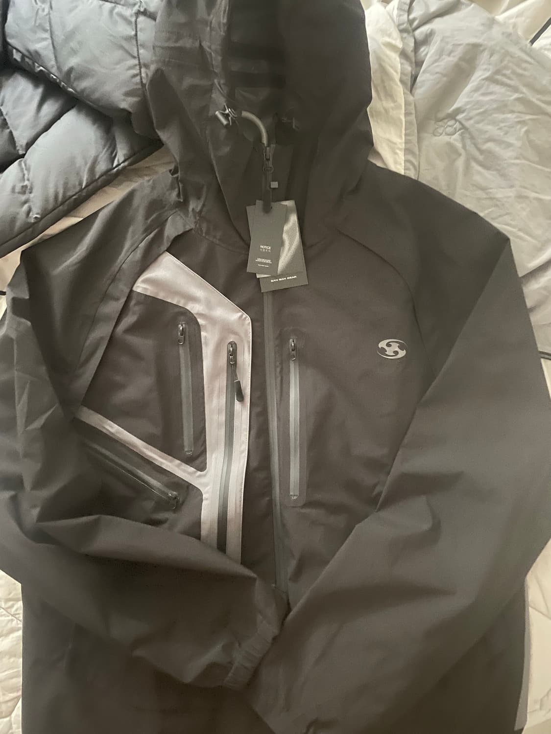 (새상품) 산산기어 3레이어 윈드블락 자켓 블랙 상품이미지1