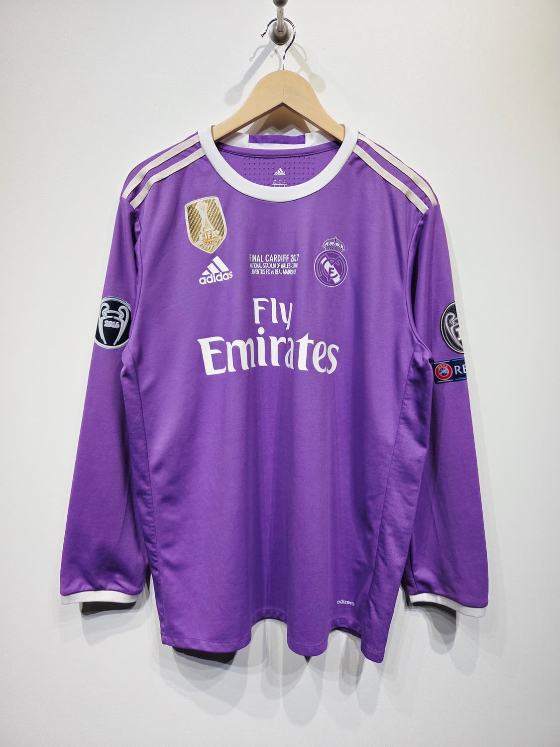 레알마드리드 16-17 모드리치 어웨이 긴팔_XL 상품이미지1