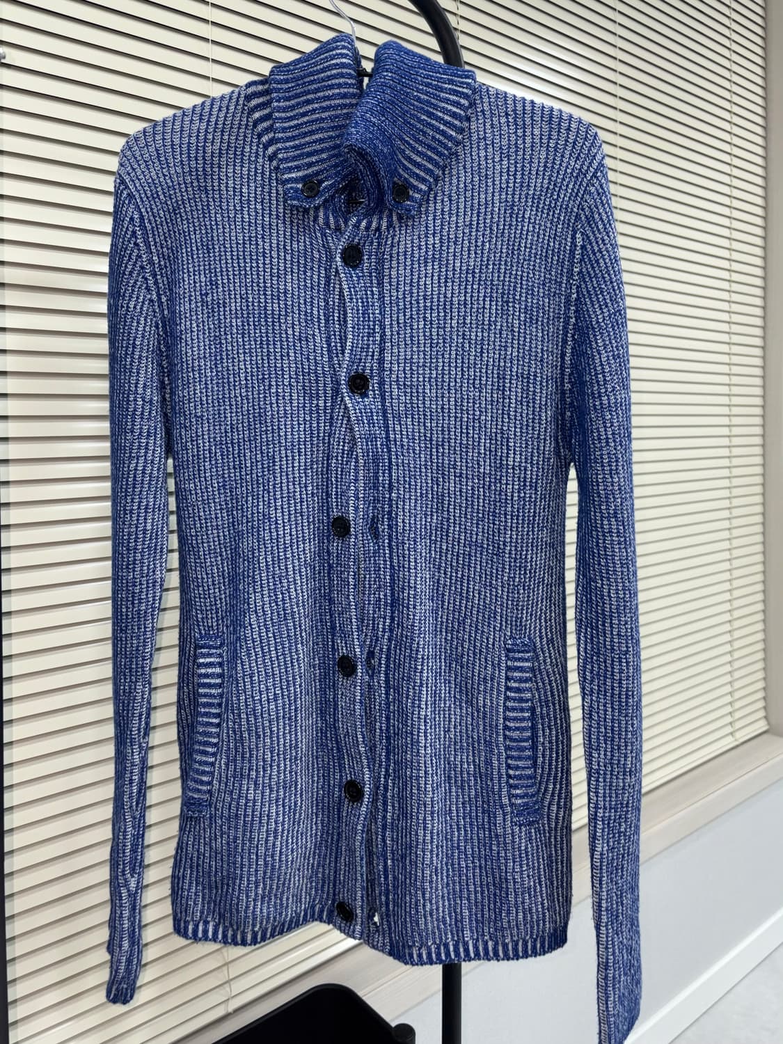 미쉘클랑 하이넥 립 니트 가디건 상품이미지1