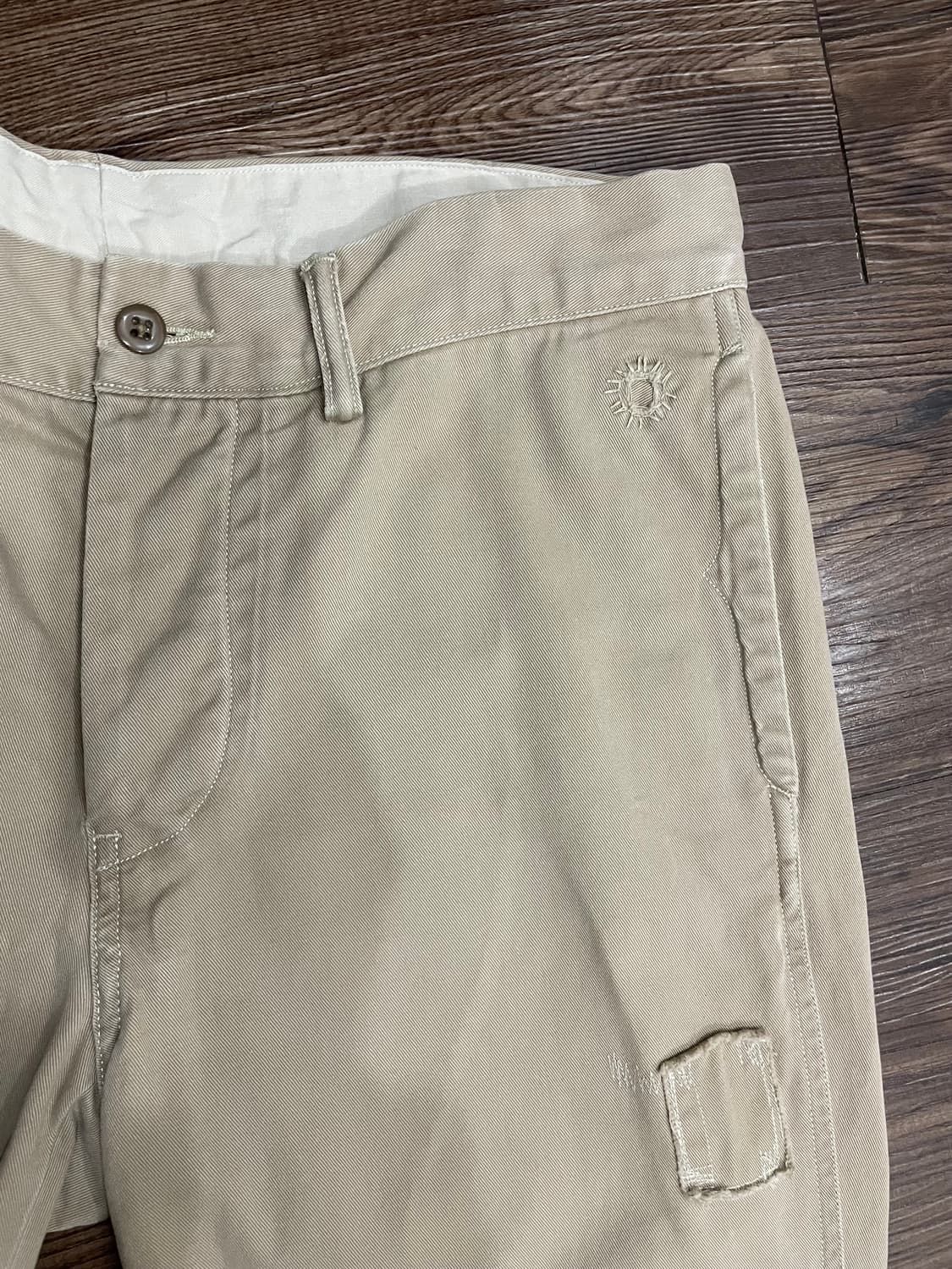 폴로 디스트레스드 리페어드 패치워크 치노 팬츠 상품이미지5