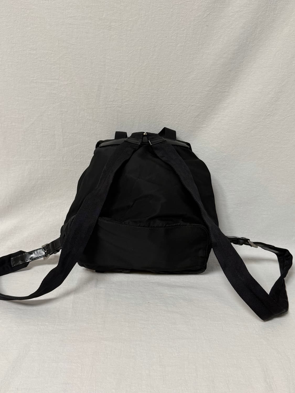 정품 프라다 포코노 나일론 투포켓 블랙 백팩 스몰 상품이미지7