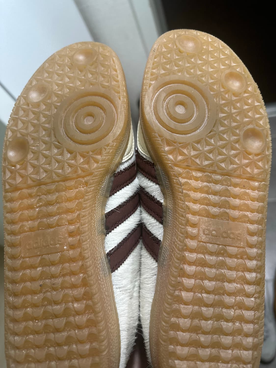 아디다스 웨일스보너 포니 삼바 크림색 280 판매합니다 상품이미지4