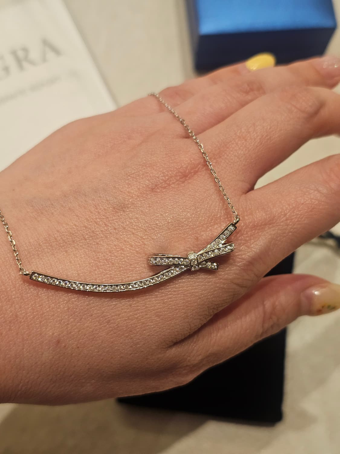 모이사나이트 리본 목걸이 실버 상품이미지1