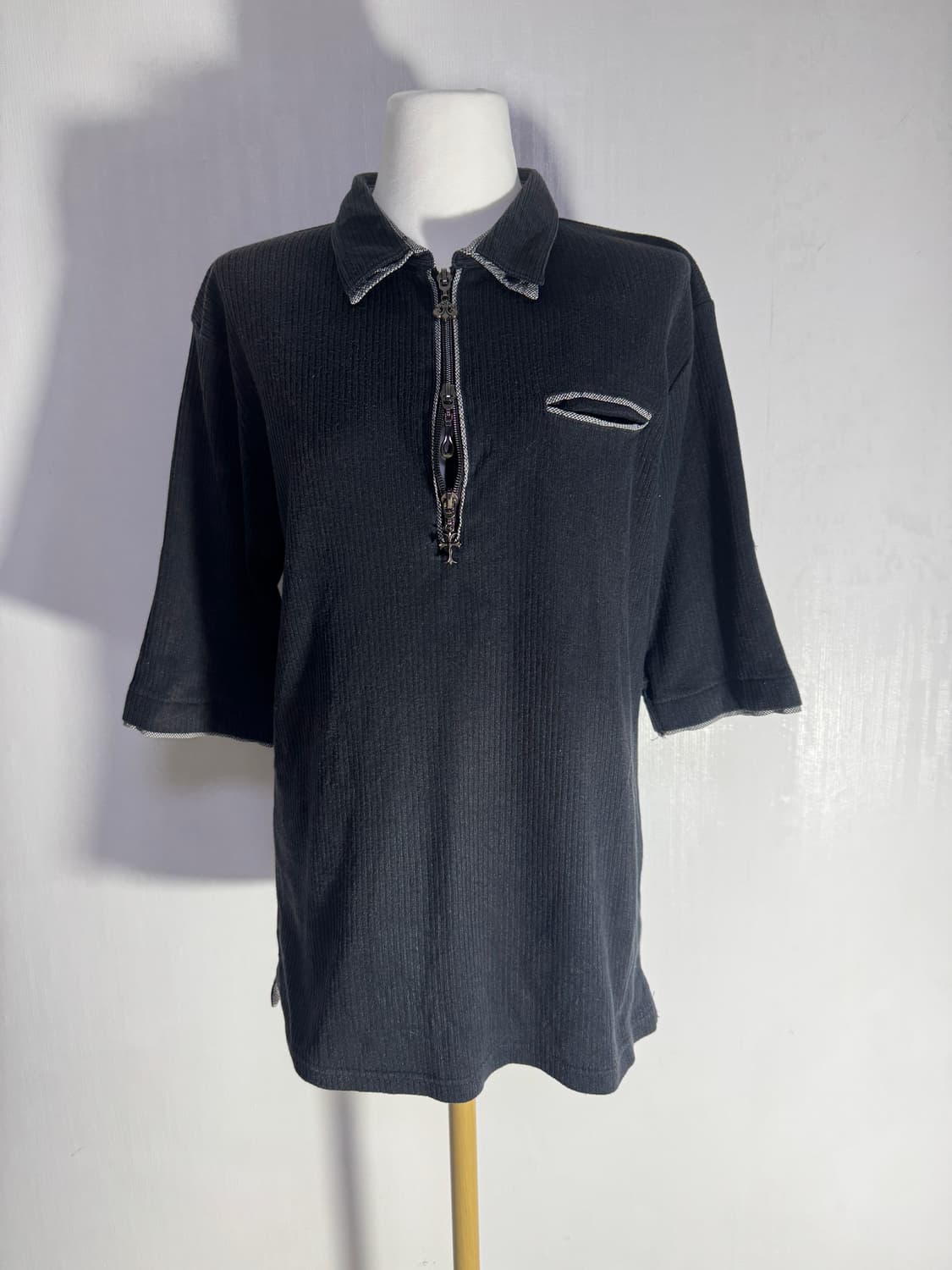 시멘틱 디자인 폴로 셔츠 상품이미지1