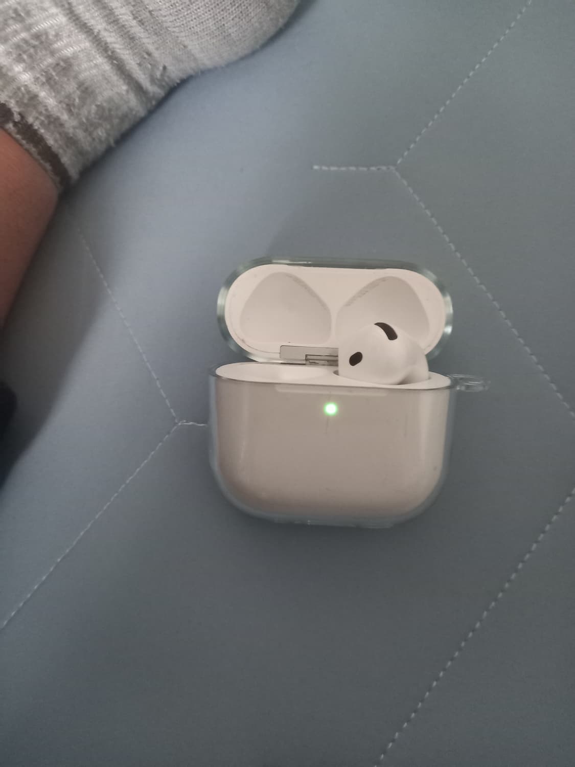 에어팟4 노캔 상품이미지2