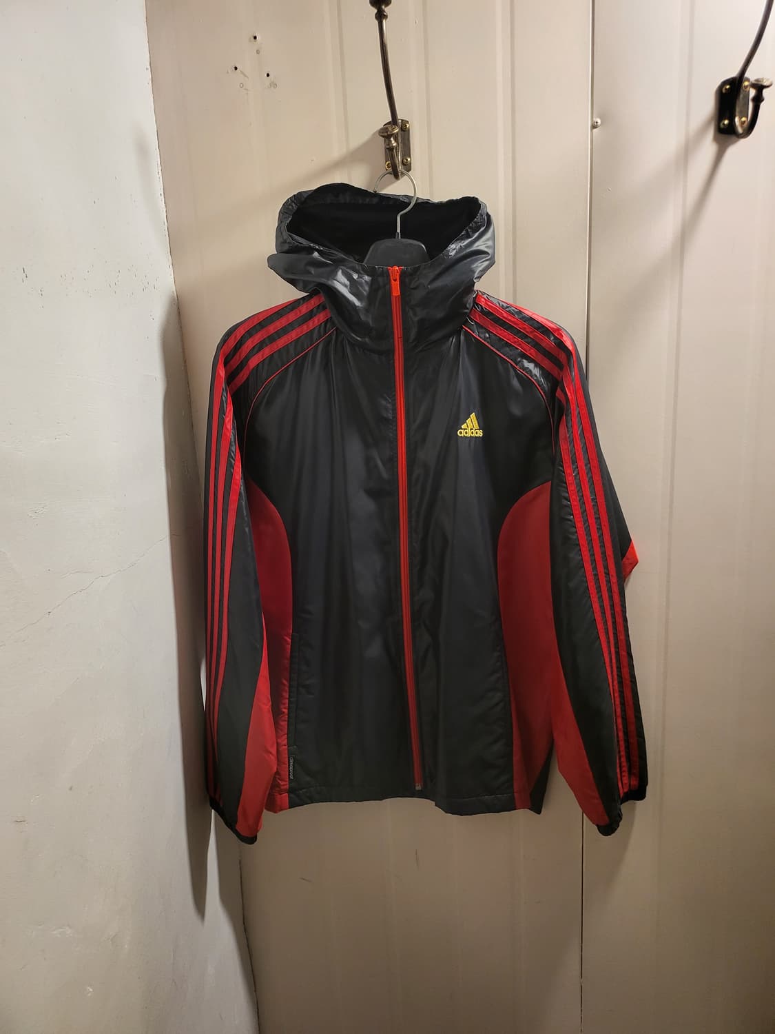 [M]아디다스 CLIMAPROOF복싱 바람막이 상품이미지1