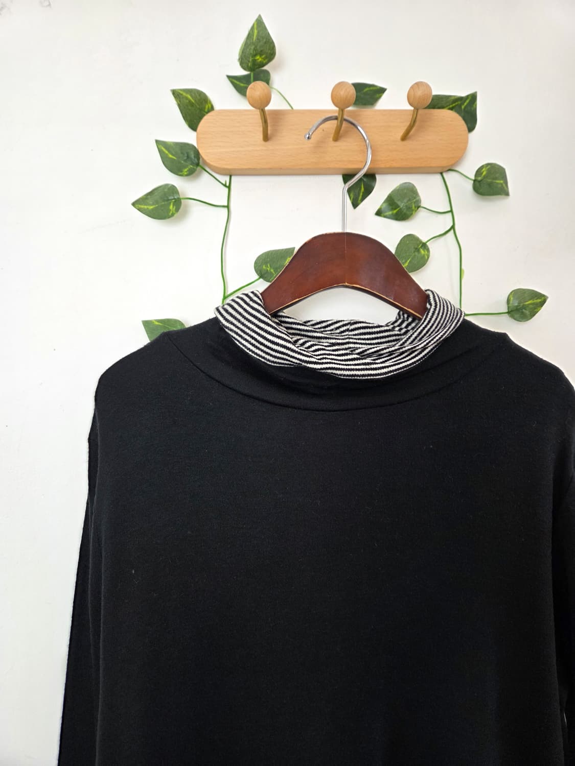 패턴 포인트 목폴라 슬리브 상품이미지2