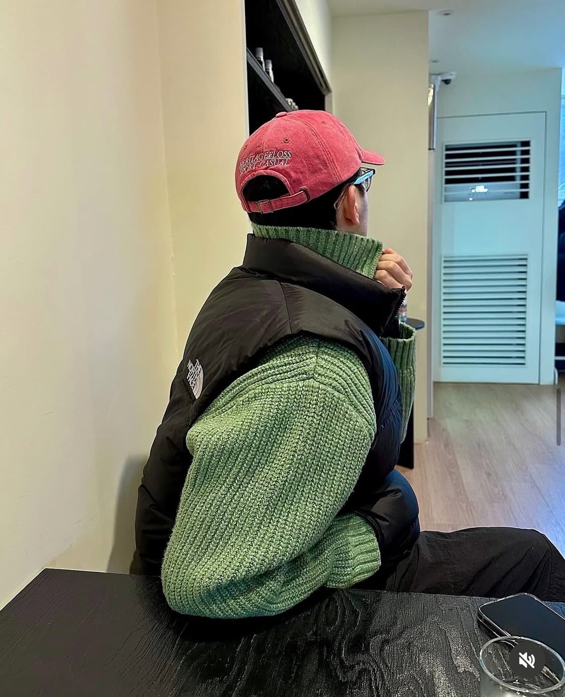 르마드 에어울 하이넥 사선 니트집업 상품이미지4