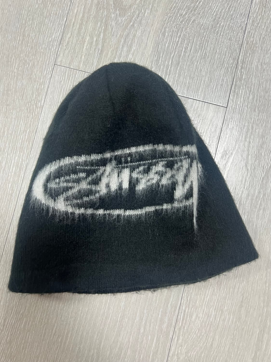 스투시 스컬캡 브러쉬드 오발 스탁 비니 블랙 상품이미지2