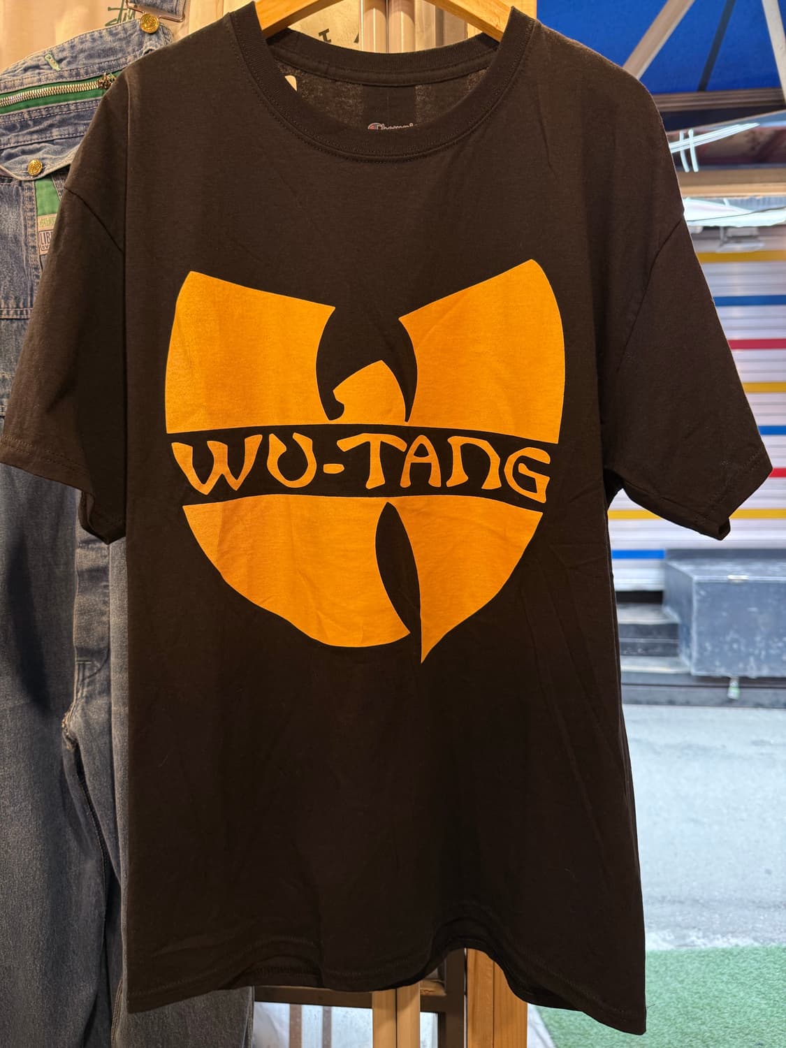 챔피온 우탱클랜 블랙 반팔티 상품이미지1