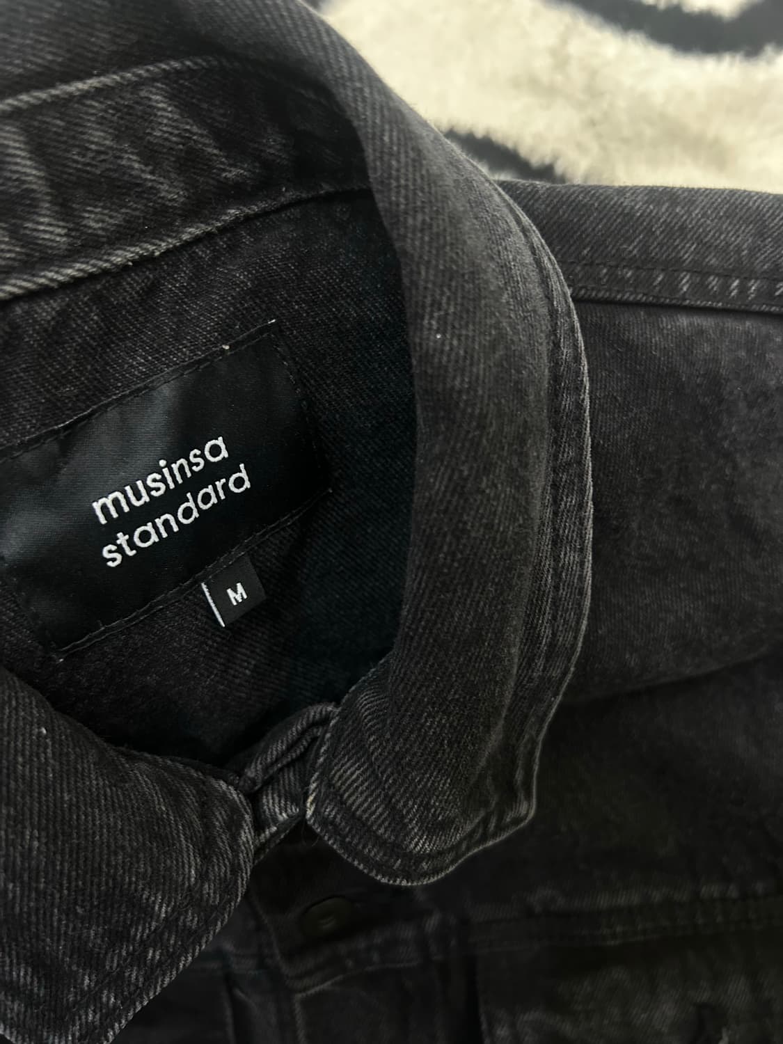 [M]무신사스탠다드 데님 트러커 자켓/워시드블랙 상품이미지5