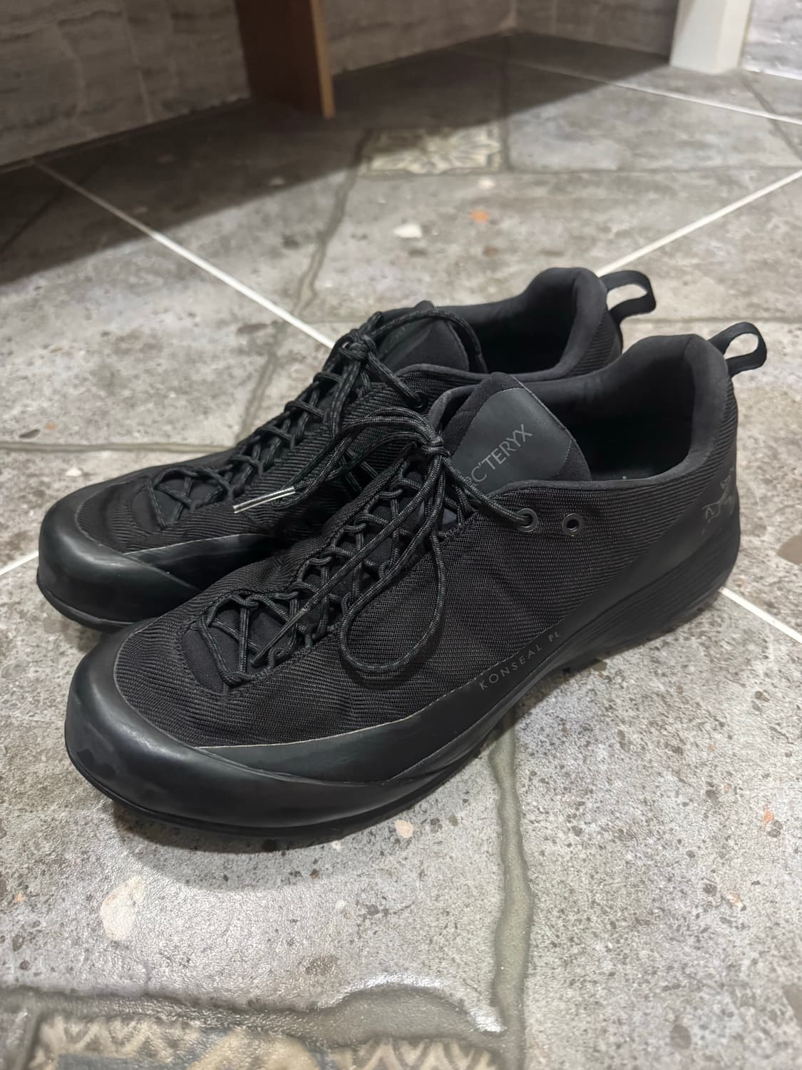 아크테릭스 신발 265 상품이미지1