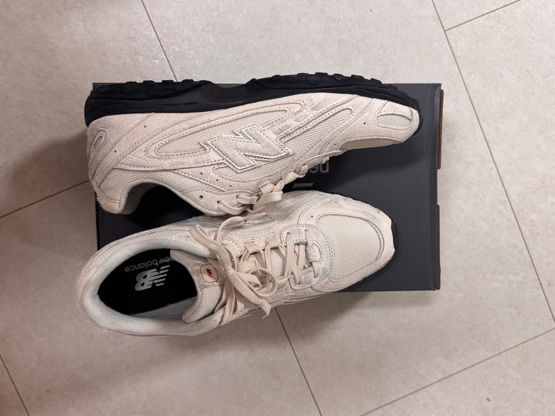 뉴발란스 U204L8OV 팝니다 (시착2회) 상품이미지3