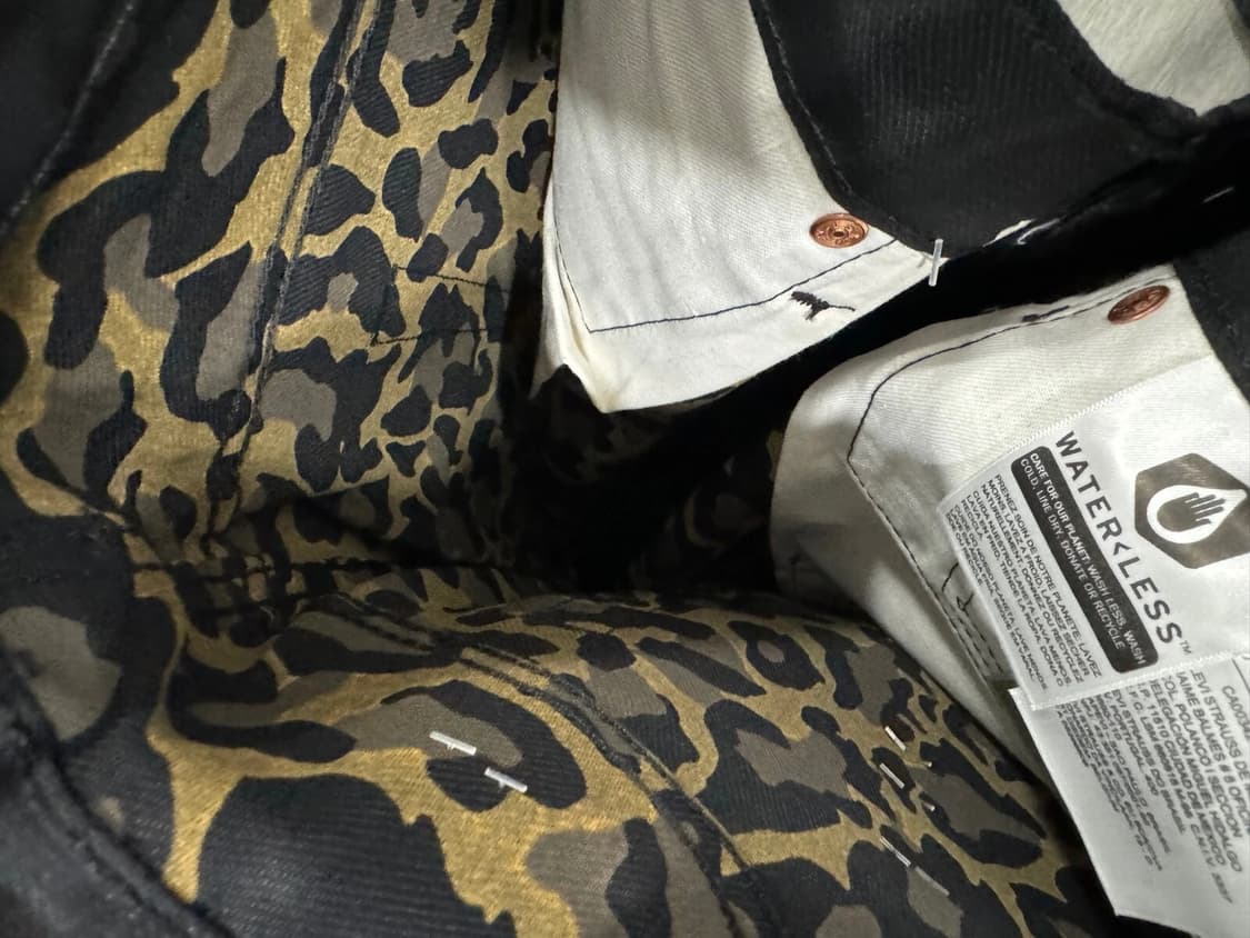 리바이스 빈티지 10912 슬림 핏 테이퍼드 레그 오렌지 탭 블랙 진 상품이미지3