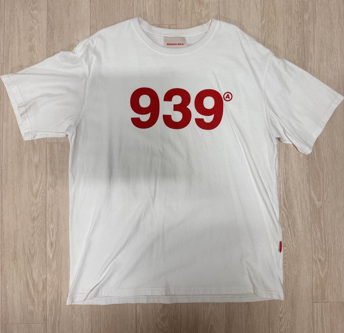 아카이브 볼드 939 시그니처 로고 반팔 티셔츠 상품이미지1