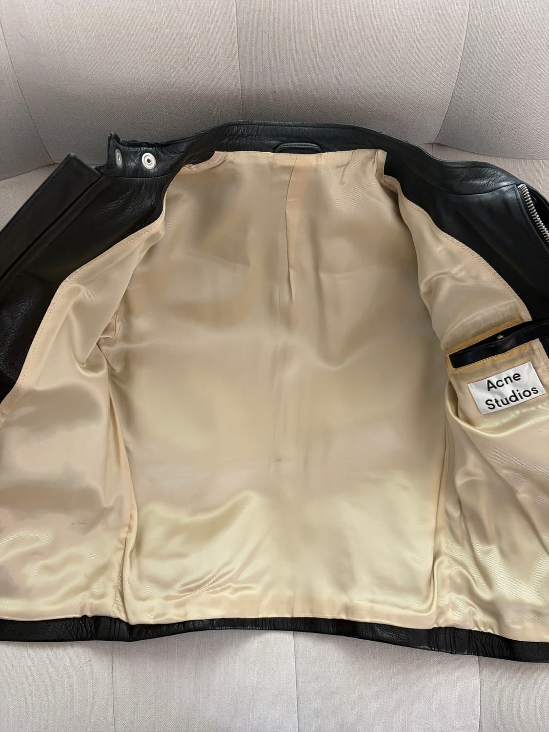 아크네 스튜디오 레더 자켓 상품이미지3