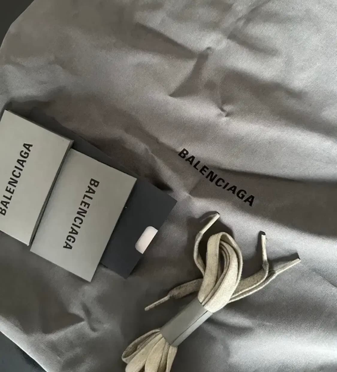 발렌시아가 3XL 라이트 베이지 40 사이즈 상품이미지4