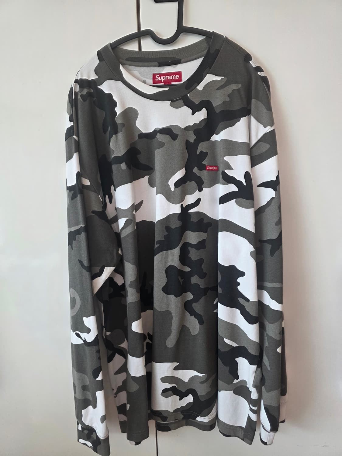 슈프림 스몰 박스 롱슬리브 티셔츠 스노우 카모 상품이미지1