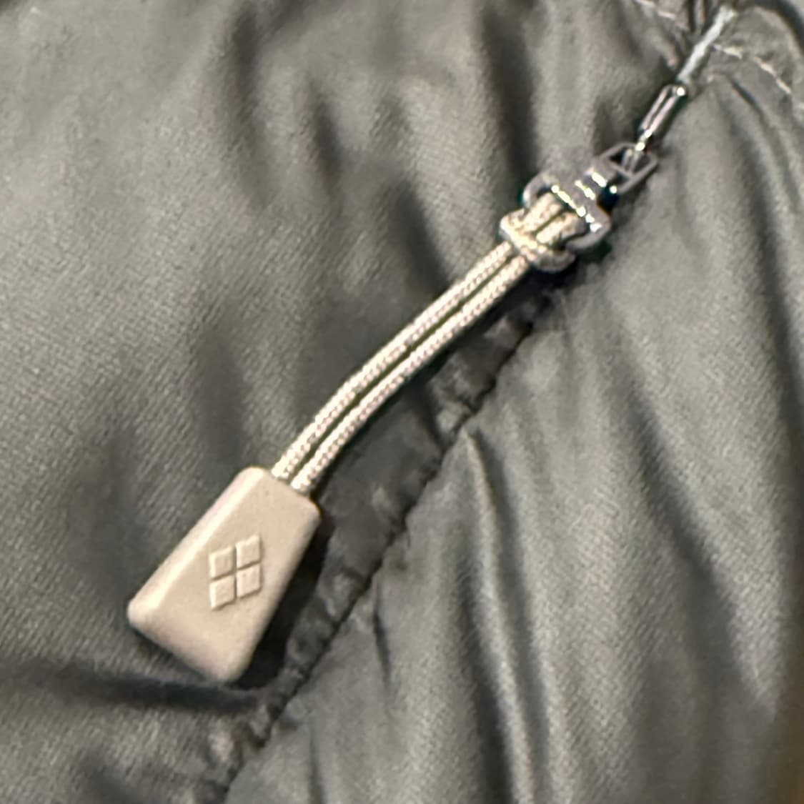 몽벨 라이트 알파인 XL 경량패딩 필파워800 상품이미지3