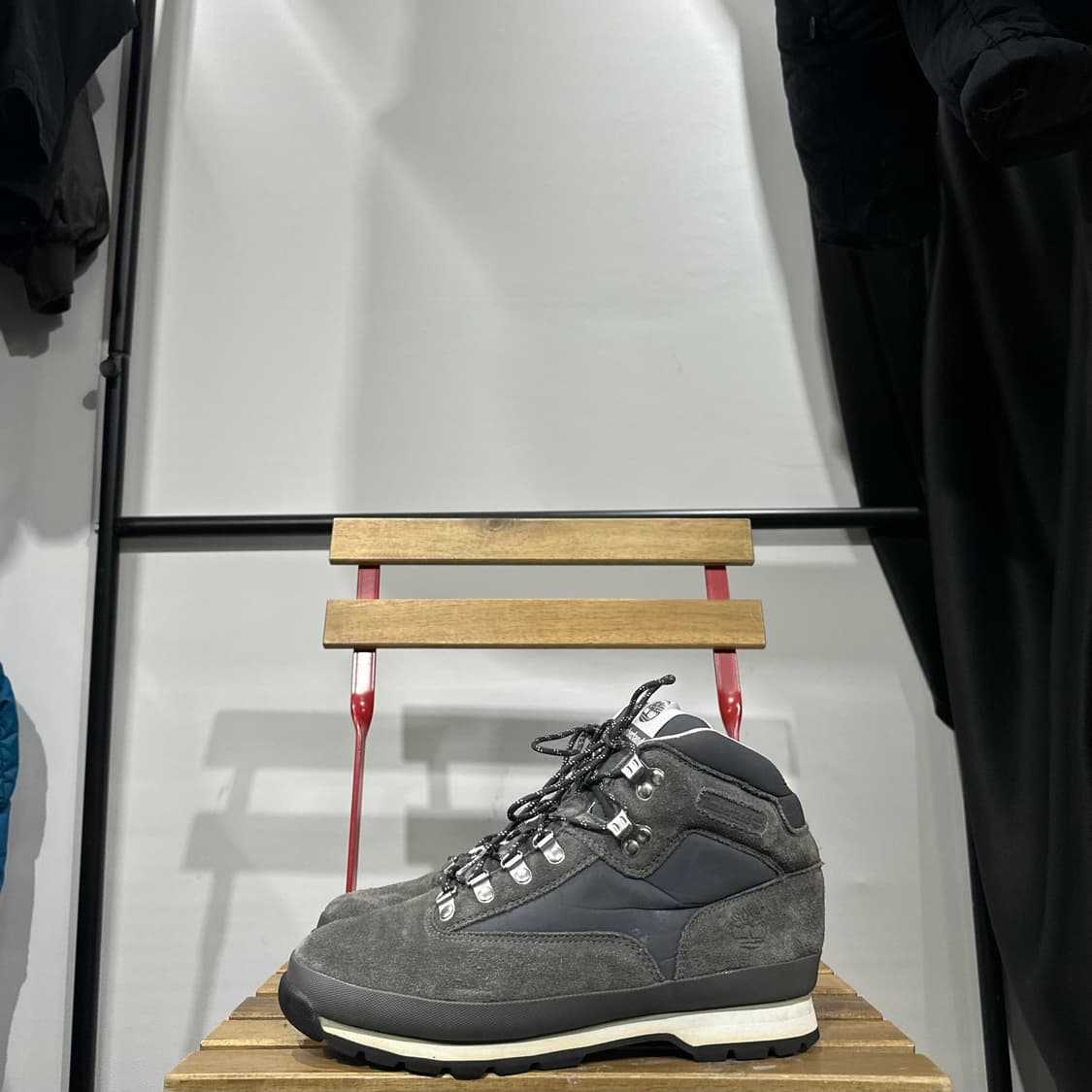 275) 팀버랜드 트레킹화 남성 남자 등산화 그레이 스웨이드 상품이미지3