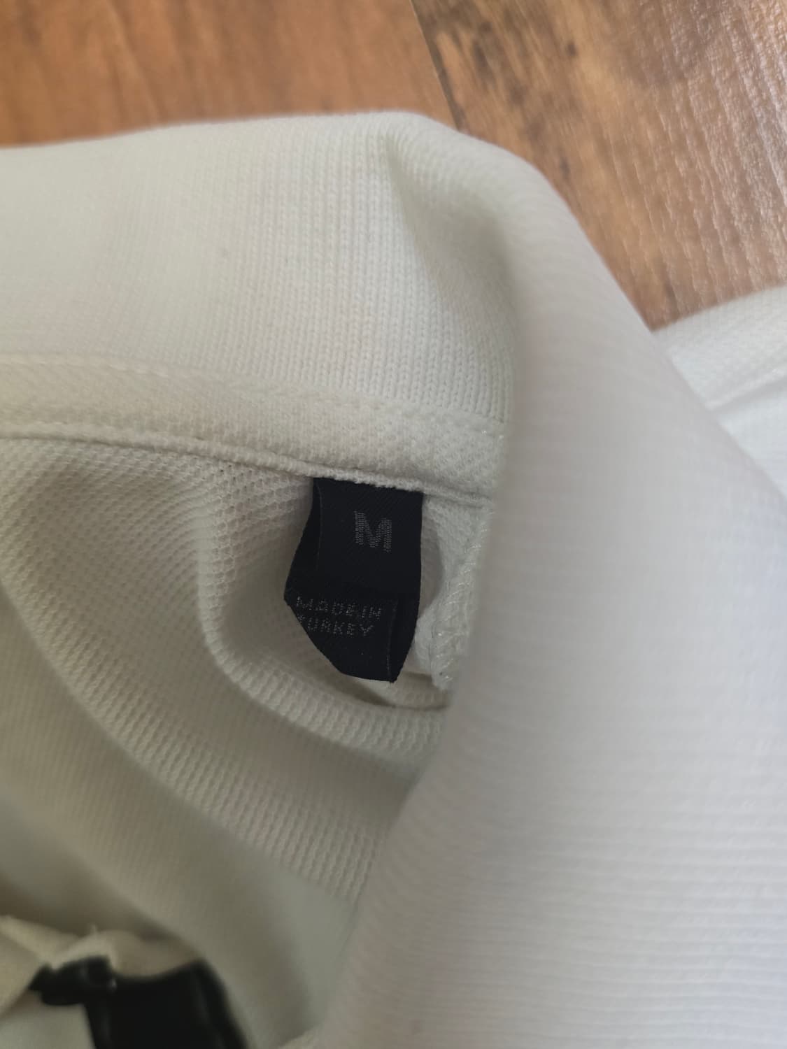 벨스타프 반팔 티셔츠 판매합니다 상품이미지4