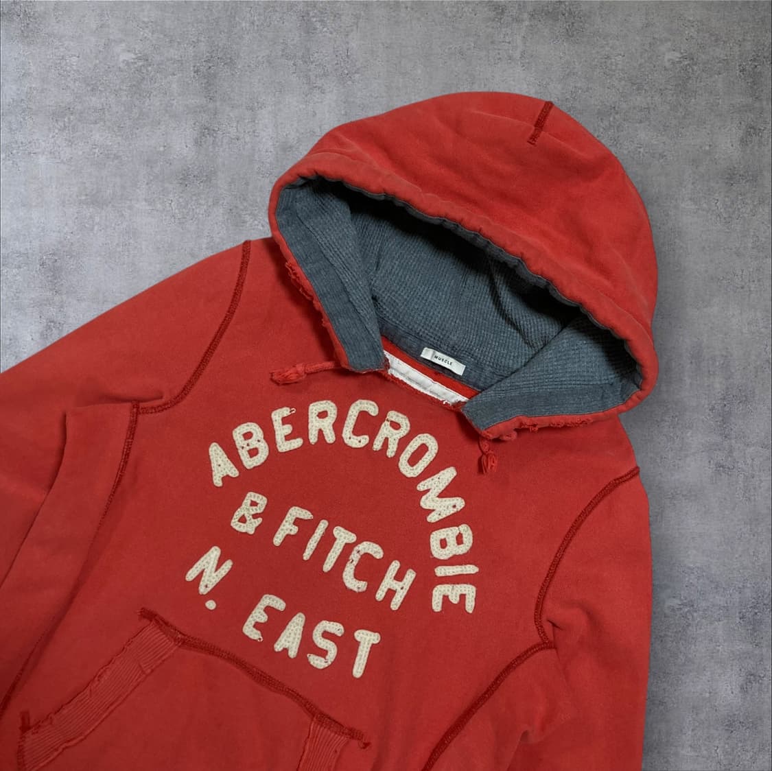 아베크롬비 y2k 스펠아웃 빅로고 오렌지 후드티 상품이미지2