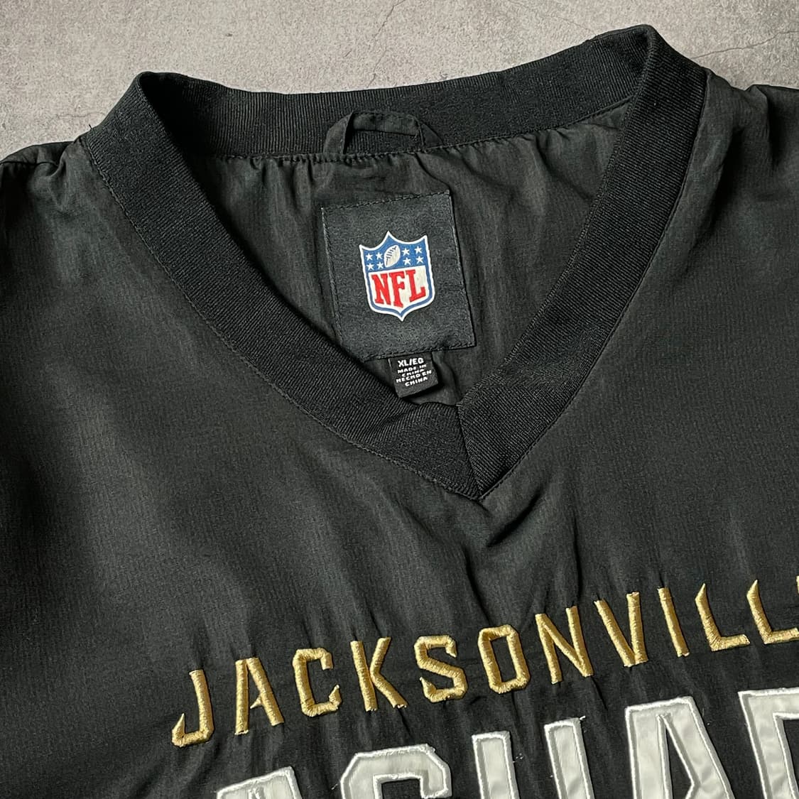 NFL 빈티지 블랙 브이넥 그래픽 스포츠 맨투맨 A00497 상품이미지2