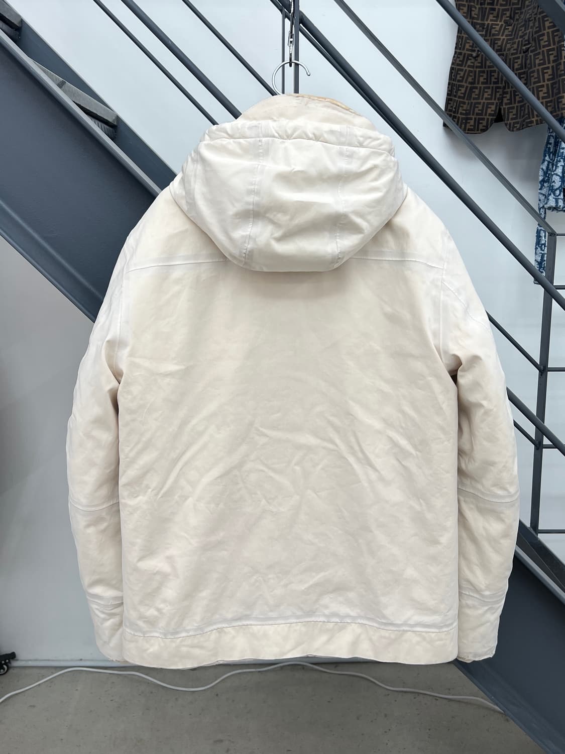 스톤아일랜드 와펜 퍼포먼스 프리마로프트 패딩 자켓 상품이미지3