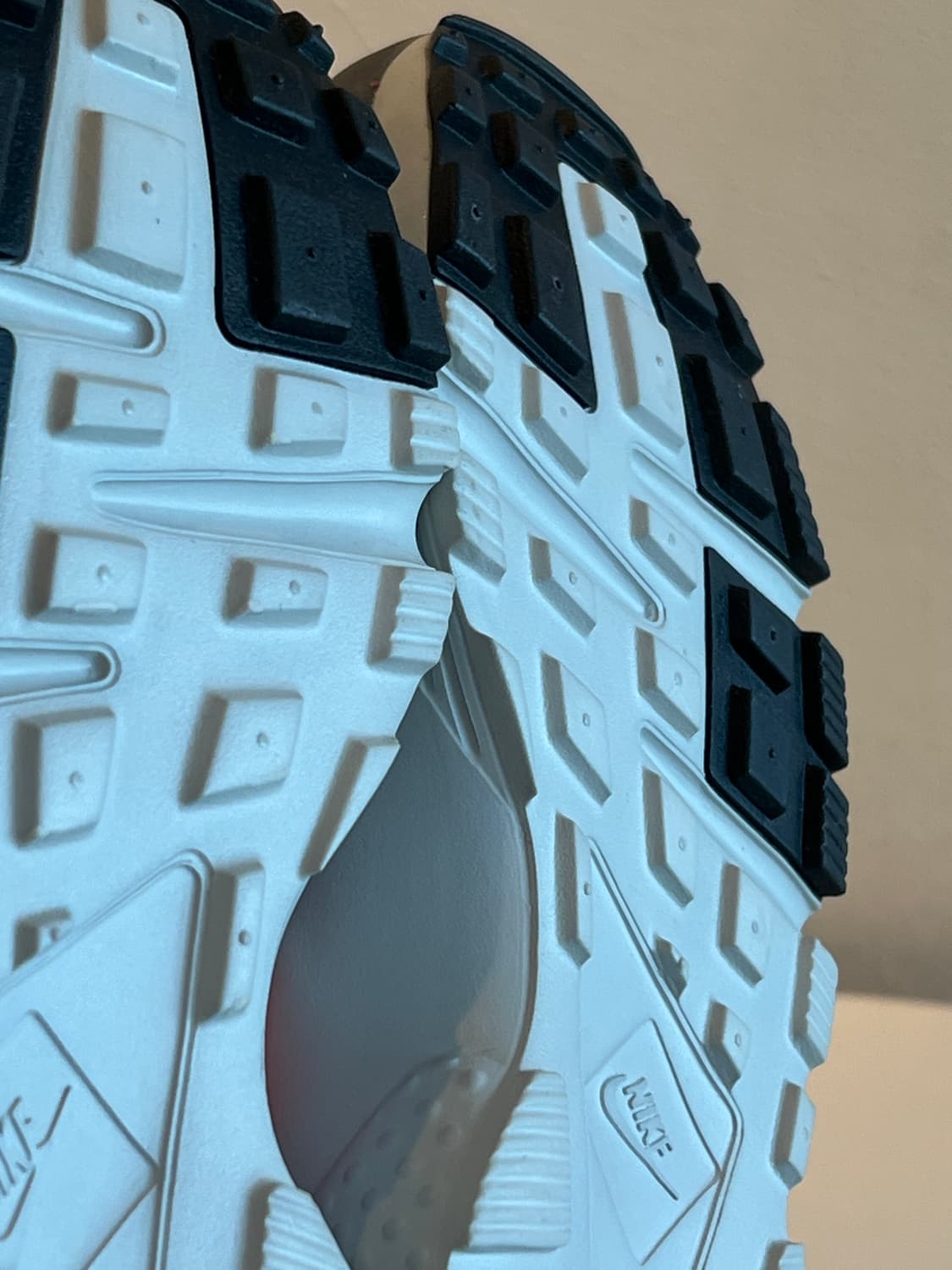 (225) 나이키 에어 허라취 런 (GS) '다크 그레이 상품이미지6