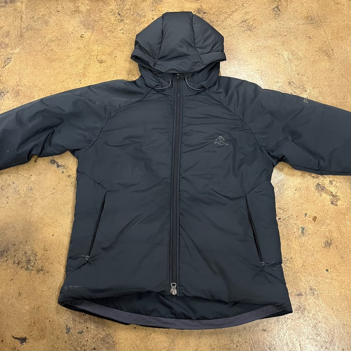 [정품/100] 나이키 ACG 후드 패딩 블랙 b10 상품이미지3