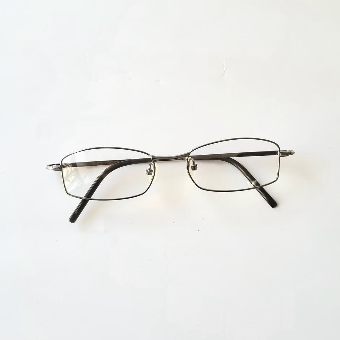 데드스탁 슬림 메탈 렉탄글 프레임 안경테 703 상품이미지1