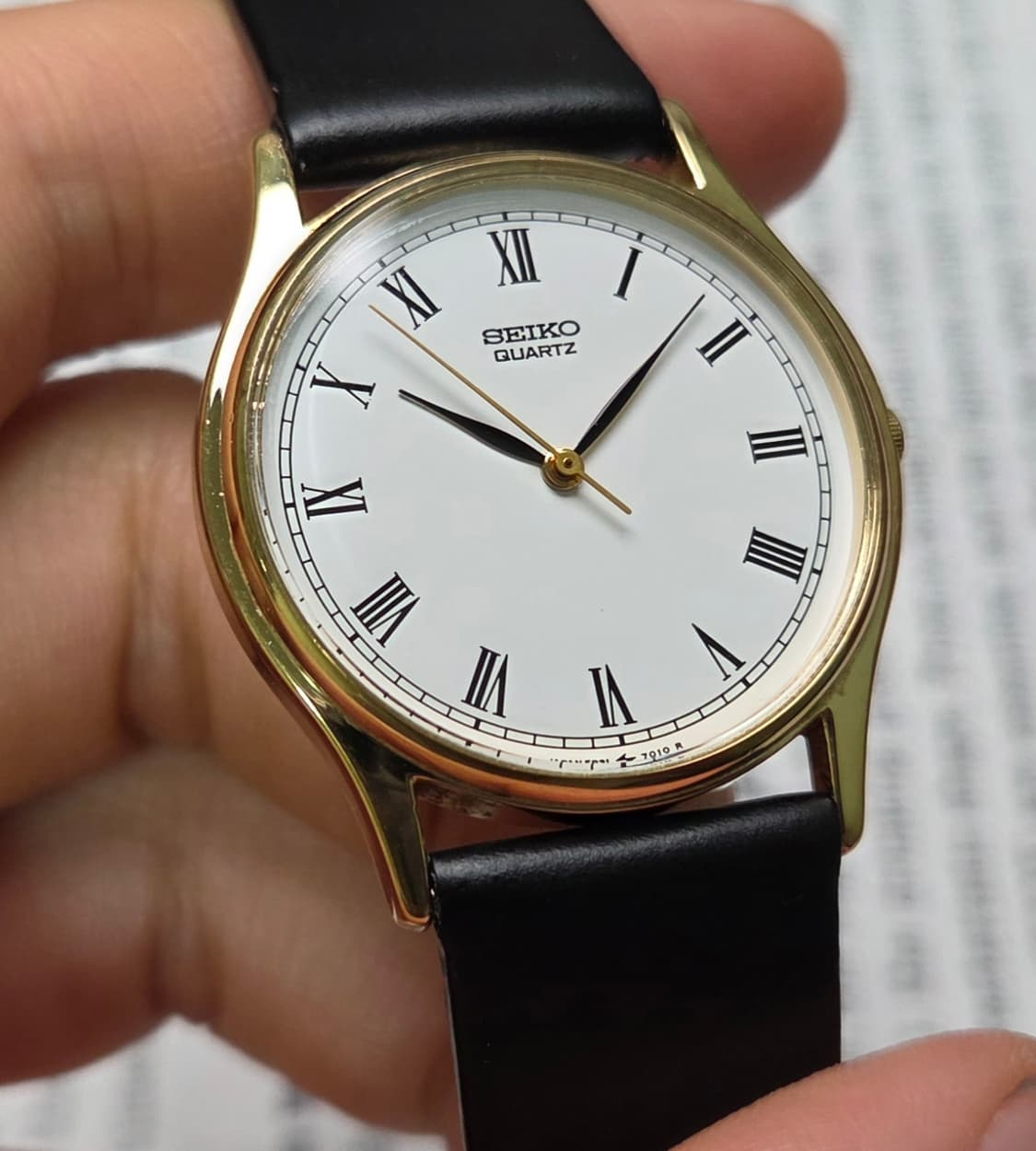 빈티지 세이코 순정 화이트 로만판 리프핸즈 울트라슬림 쿼츠
 상품이미지5