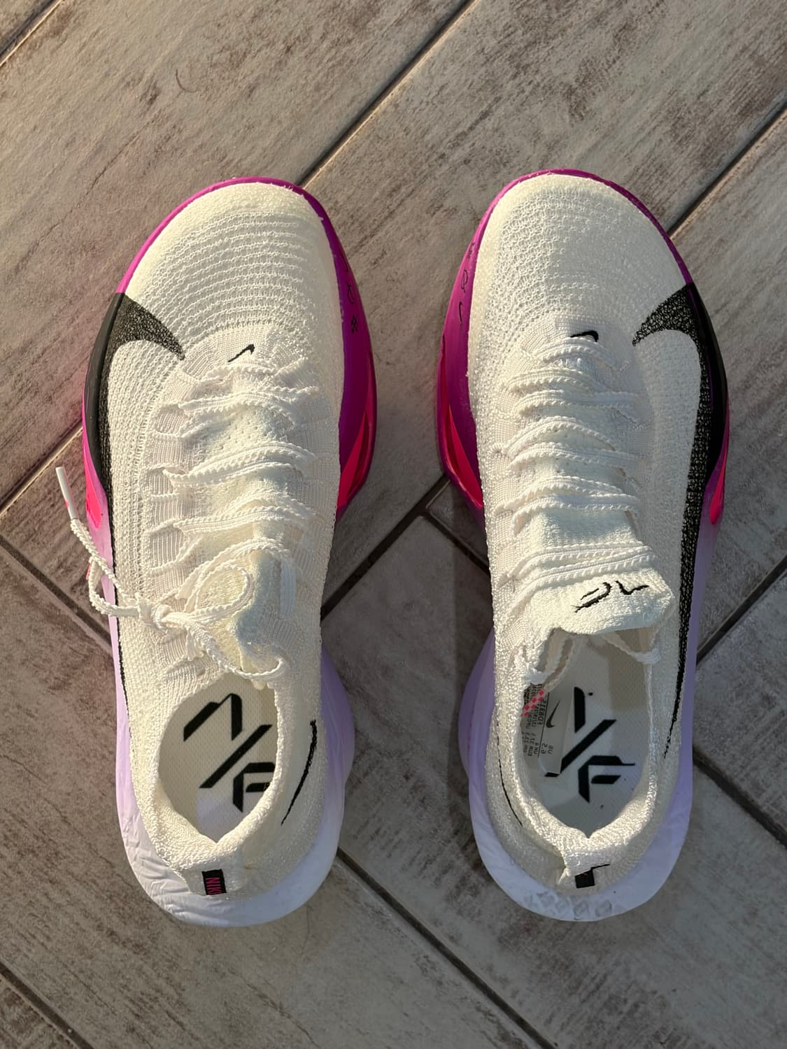 나이키 알파플라이 W235 판매 상품이미지1